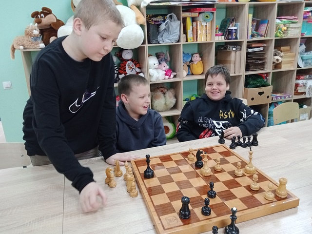 Галерея 12